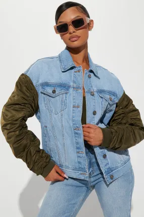 Aspen Contrast Sleeve Denim Jacket - Medium Wash