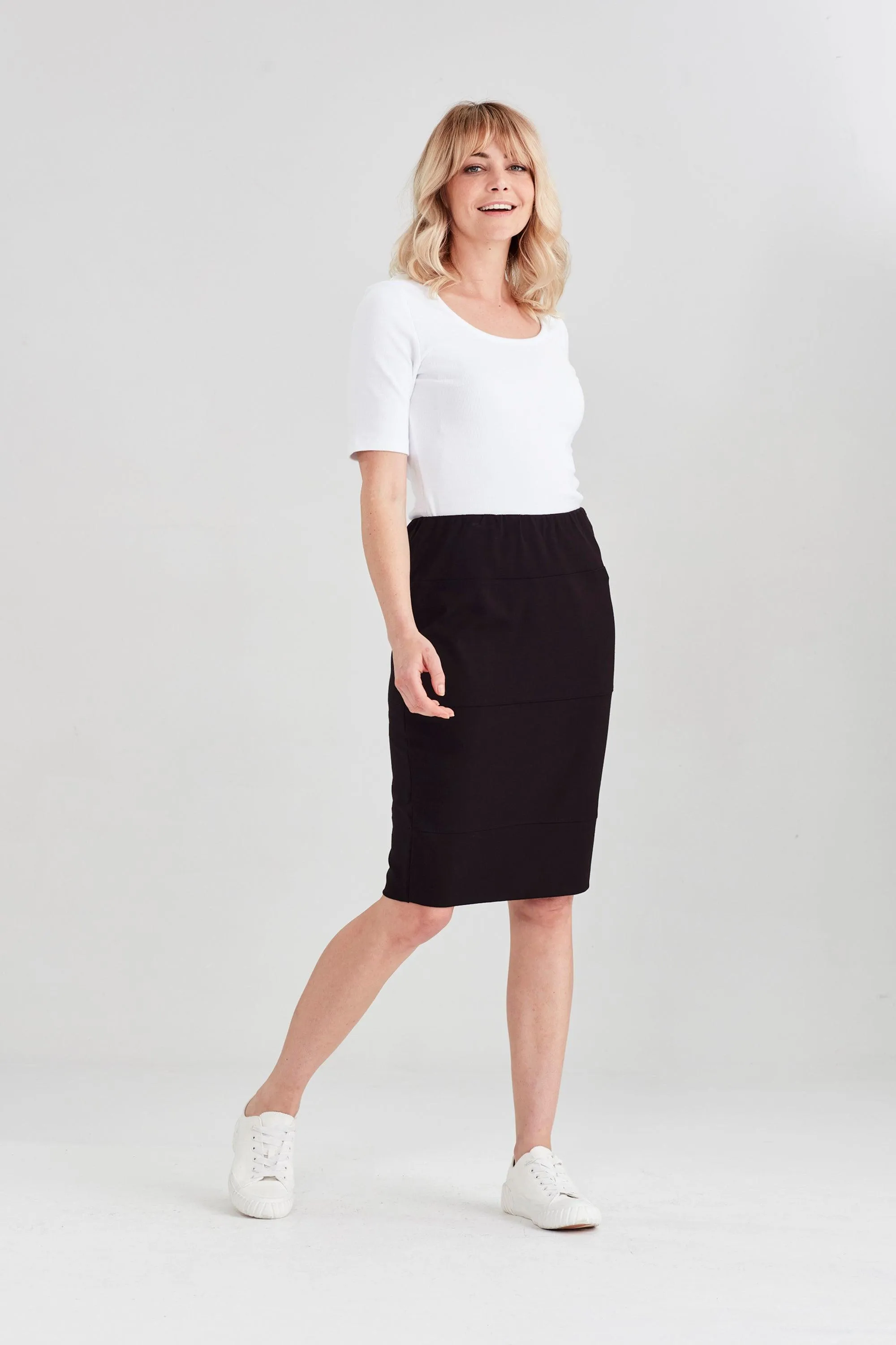 Base Skirt - Black