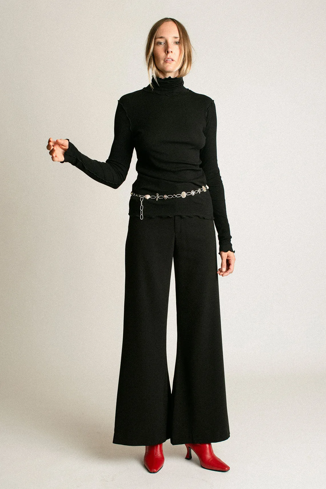 Black Drape Petiso Pant