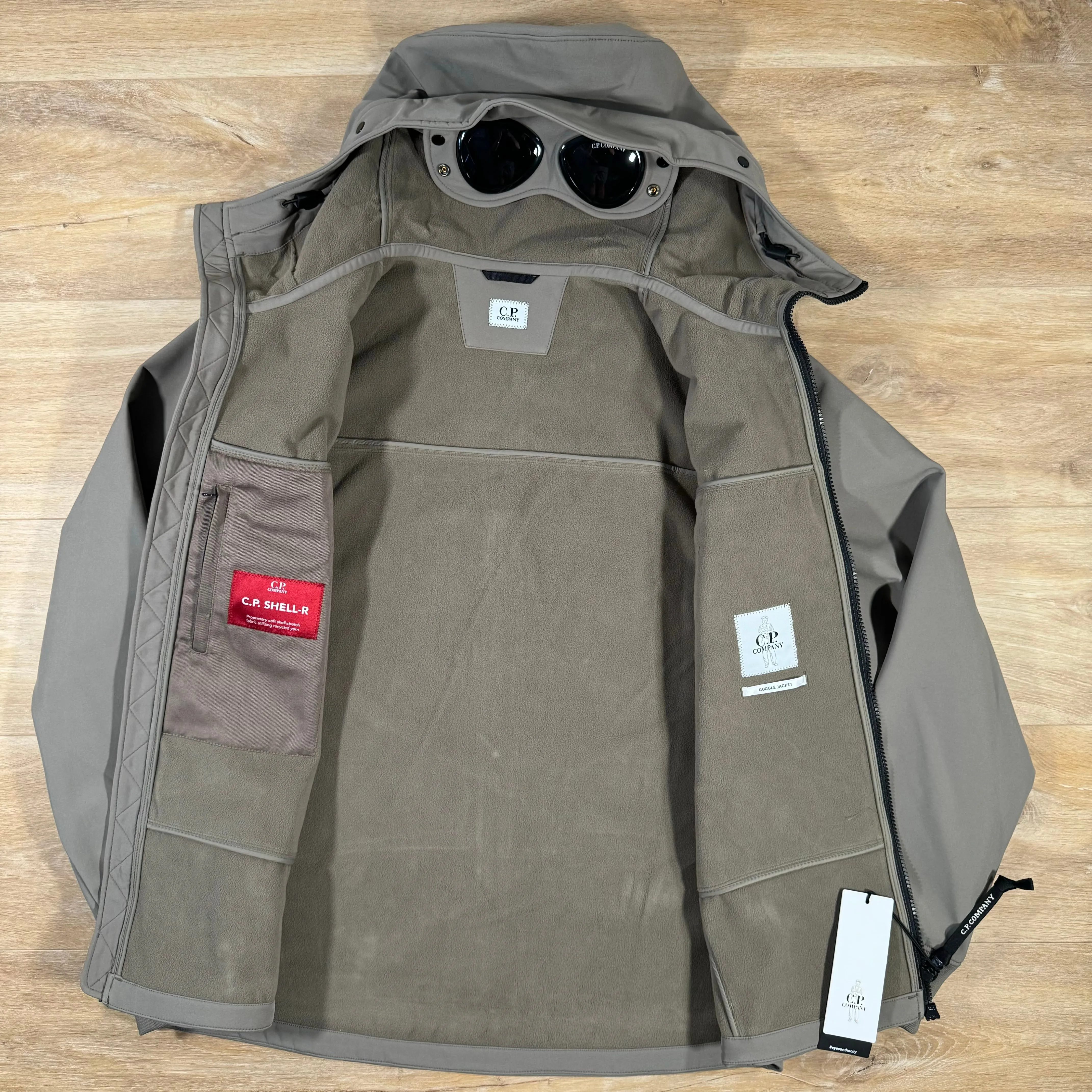 C.P. Company Shell-R Goggle Jacket in Walnut