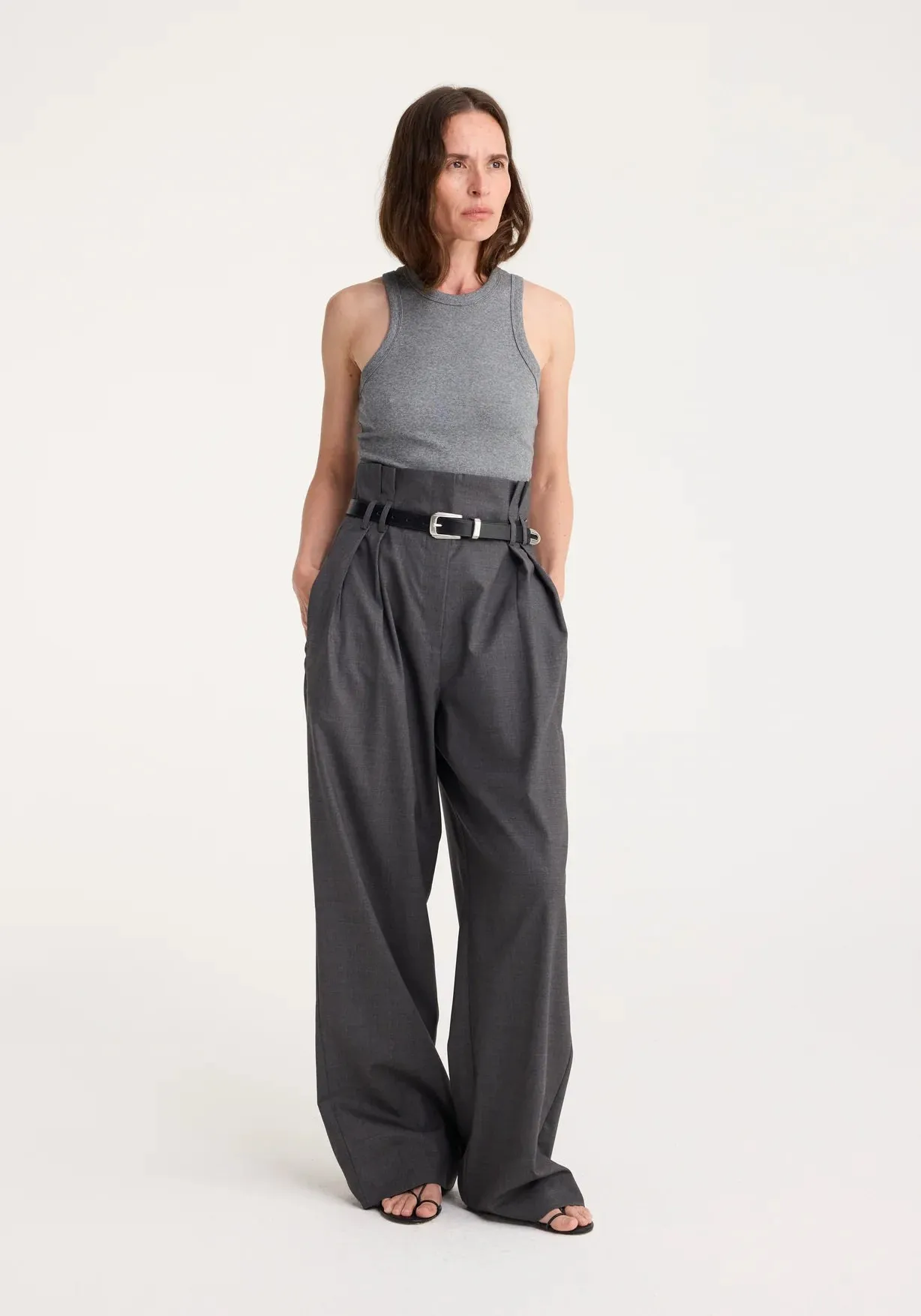 High-waisted Paperbag Trousers in Dark Grey Melange