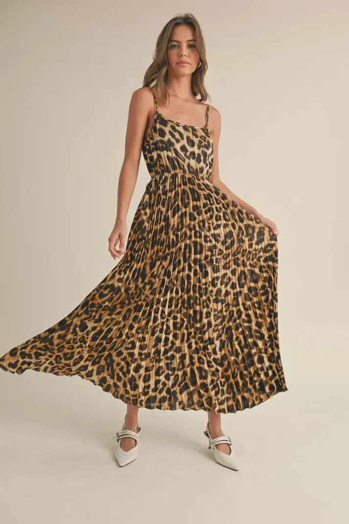 LEOPARD PRINT PLEATED DRESS