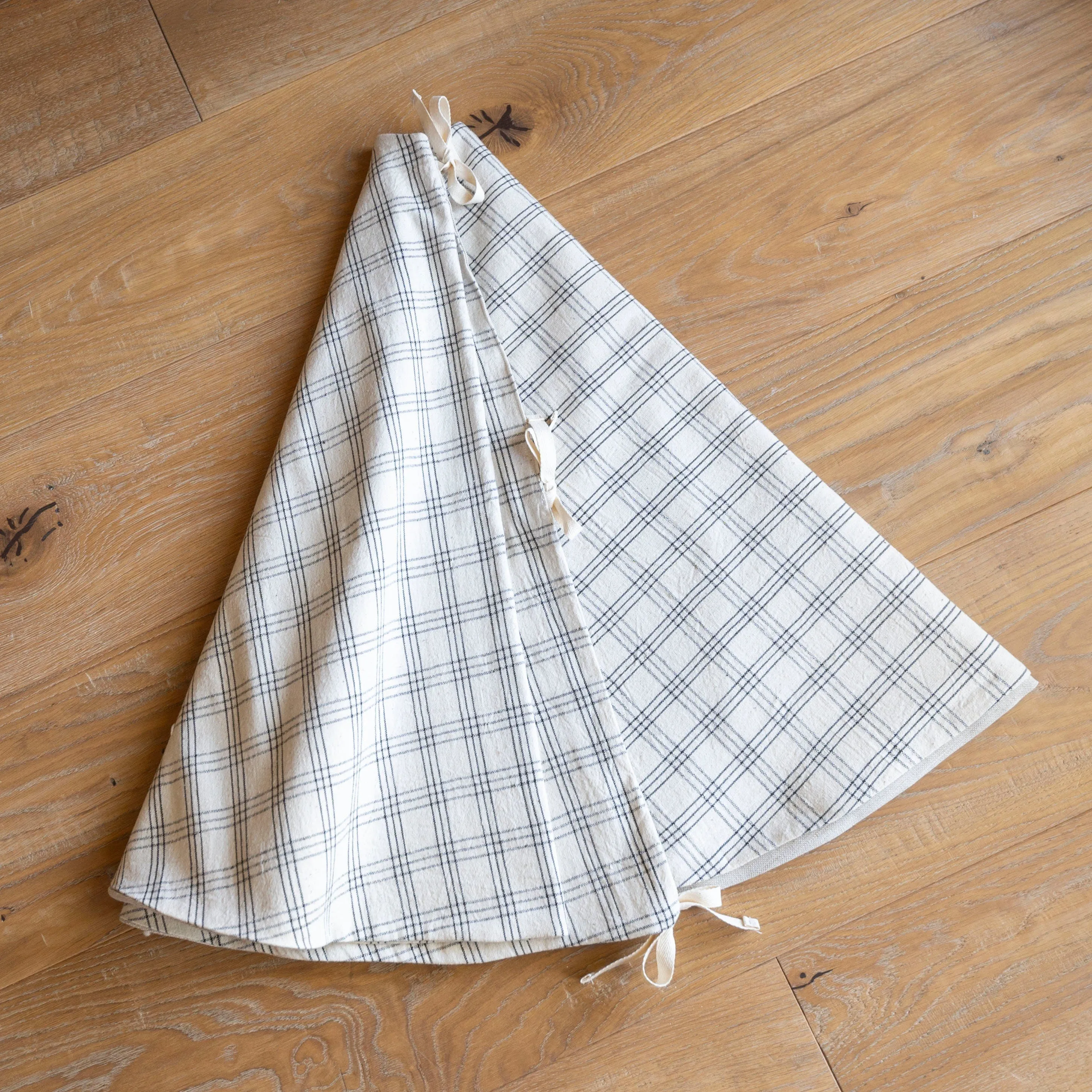 Plaid Tree Skirt