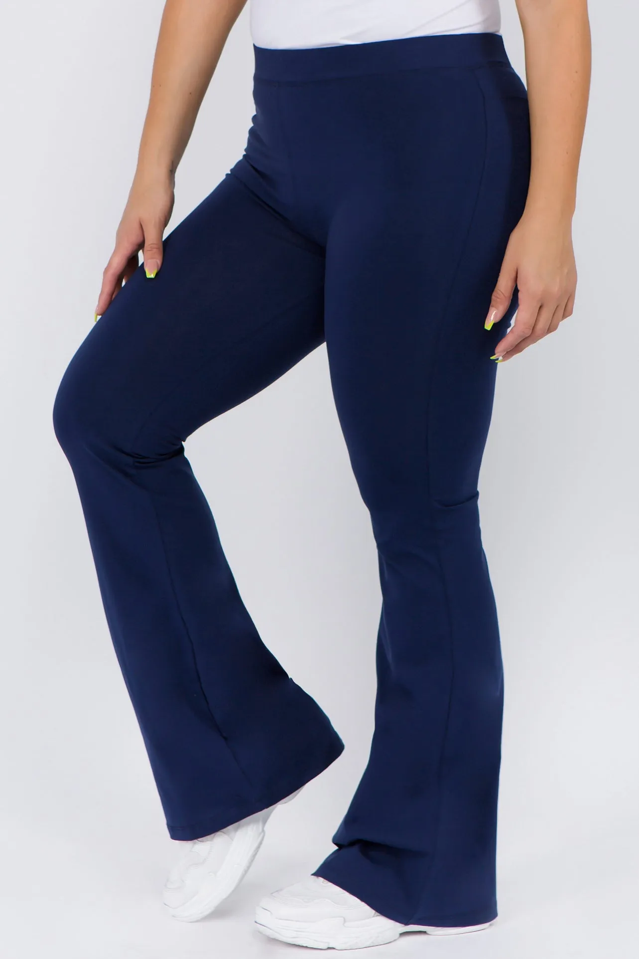 Plus Size Flared Out High Rise Leggings