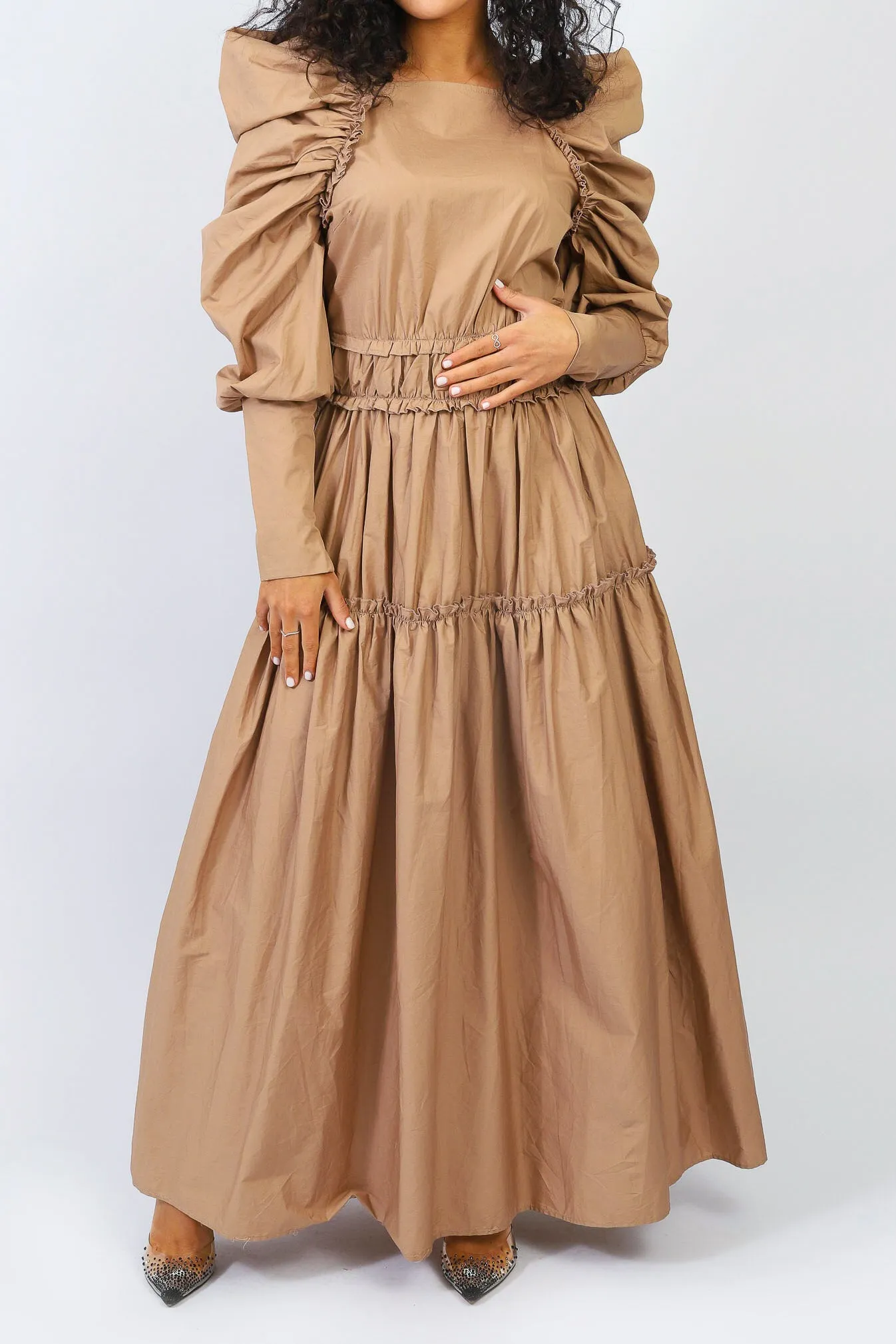 Voluminous Detailed Maxi Dress